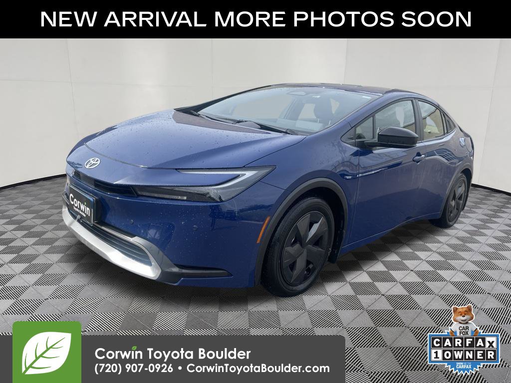 Used 2025 Toyota Prius Plug-In Hybrid FWD image 3