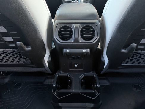 Used 2021 Jeep Gladiator Mojave image 18