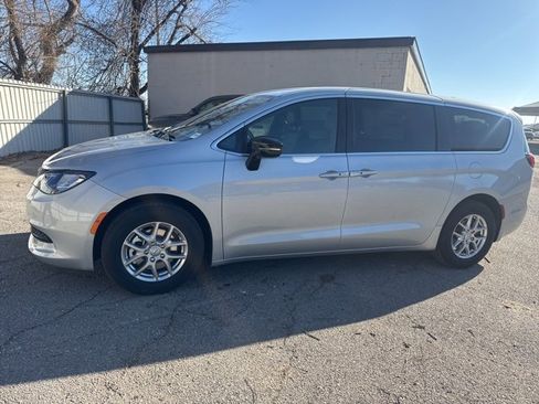 New 2026 Chrysler Voyager LX image 3