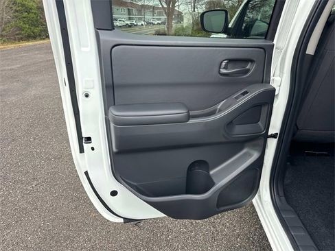 New 2026 Nissan Frontier S image 14