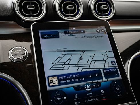 Used 2022 Mercedes-Benz C 300 4MATIC Sedan image 35