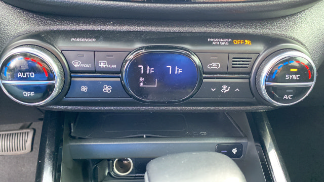 Used 2023 Kia Soul EX FWD image 18
