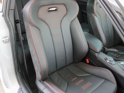 Used 2021 BMW M2 Competition w/ Executive Package image 21