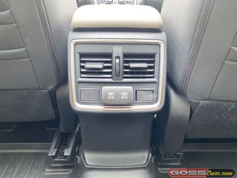 Used 2019 Subaru Forester Premium image 22