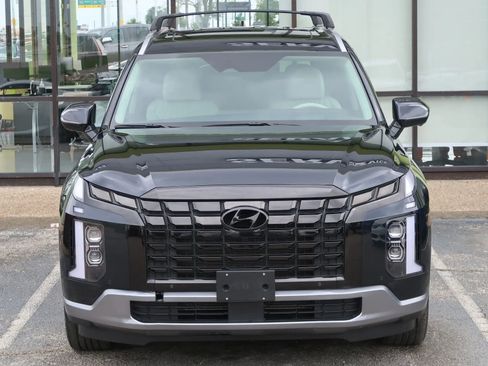 Used 2023 Hyundai Palisade Limited w/ Cargo Package AWD/4WD image 4