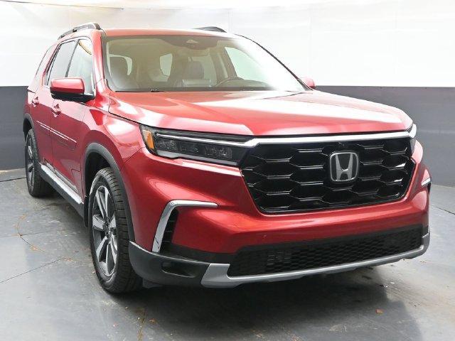 Used 2023 Honda Pilot Elite image 8