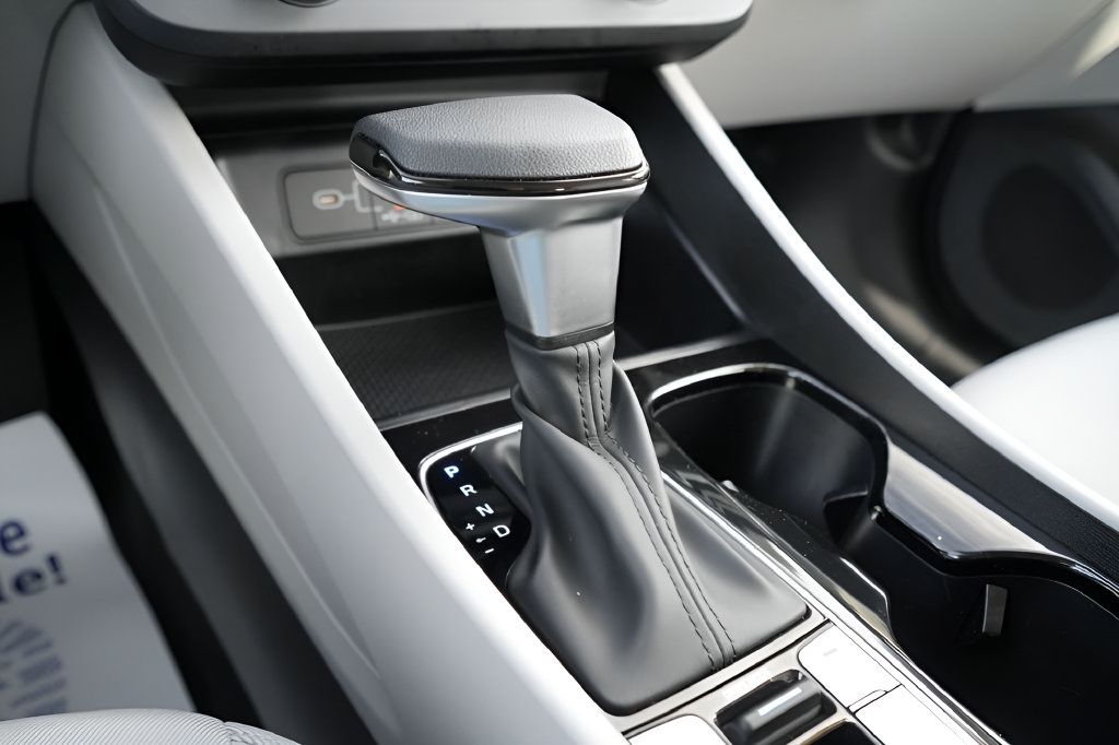 Certified 2026 Hyundai Tucson SE FWD image 29