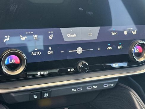 Certified 2023 Lexus RZ 450e Premium w/ Accessory Package (Z1) AWD/4WD image 17