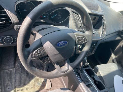 Used 2019 Ford Escape SE image 13