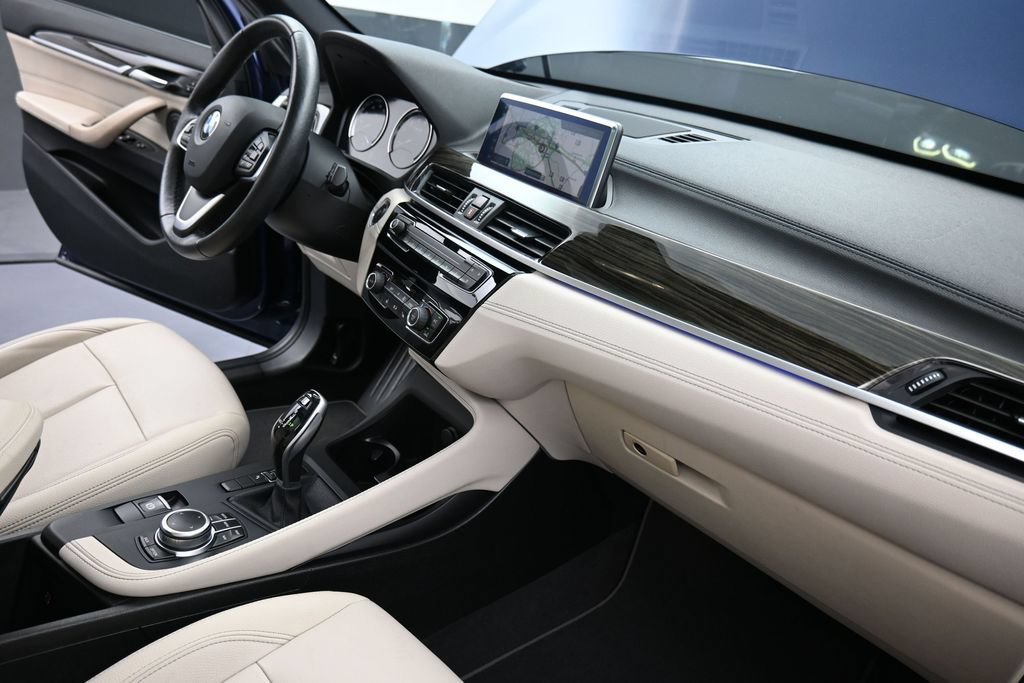 Used 2020 BMW X1 sDrive28i w/ Premium Package FWD image 20