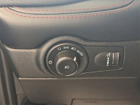 Used 2023 Dodge Durango R/T image 31