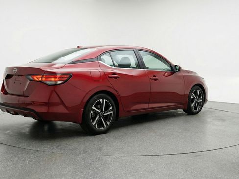 Used 2025 Nissan Sentra SV FWD image 9