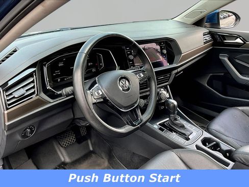 Used 2019 Volkswagen Jetta SEL Premium FWD image 16