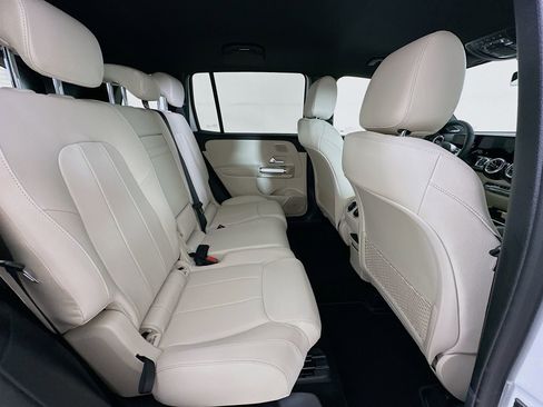 New 2026 Mercedes-Benz GLB 250 image 28