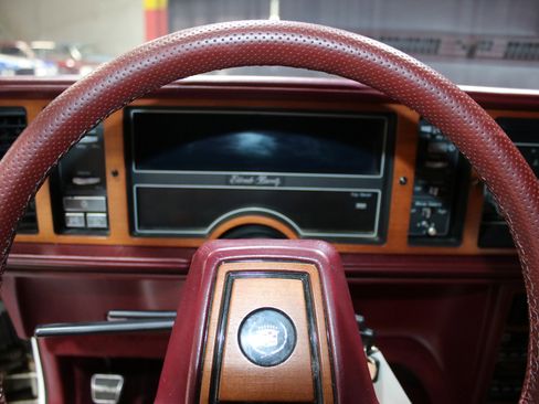 Used 1988 Cadillac Eldorado Coupe FWD image 57