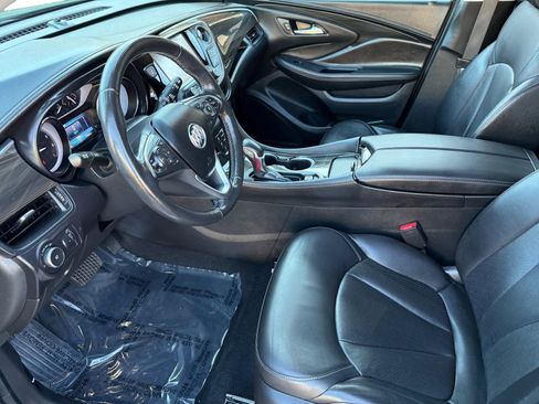 Used 2020 Buick Envision Essence image 10