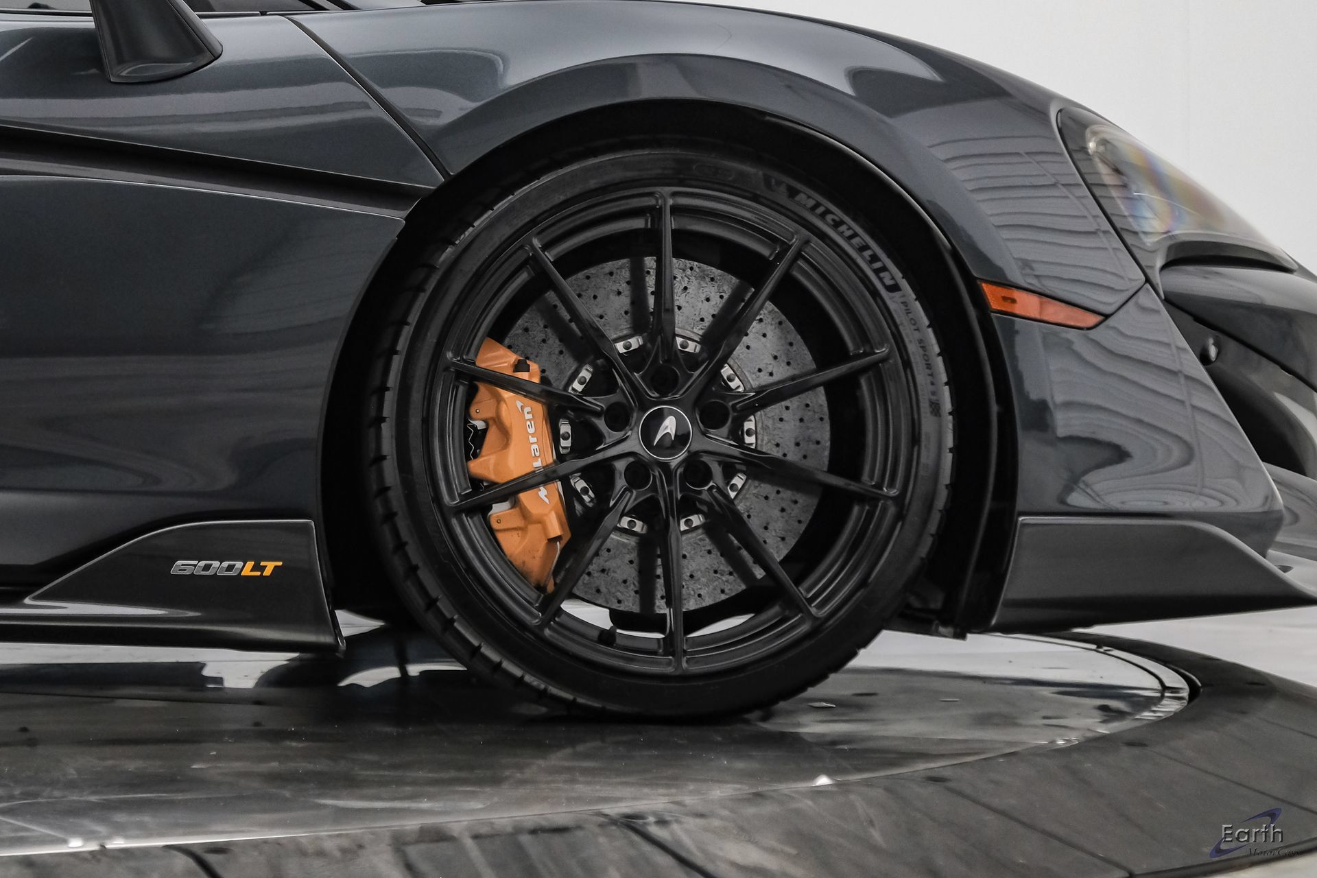 Used 2019 McLaren 600LT RWD image 97