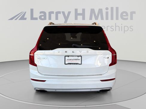Used 2017 Volvo XC90 T6 Momentum w/ Vision Package AWD/4WD image 4