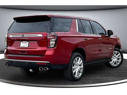 Used 2021 Chevrolet Tahoe High Country w/ Premium Package AWD/4WD image 16
