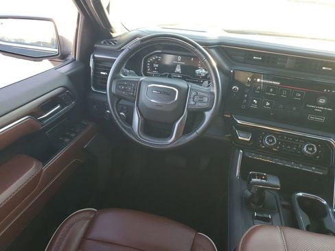 Used 2024 GMC Sierra 1500 Denali Ultimate image 15