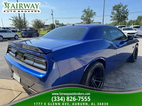 Used 2021 Dodge Challenger R/T RWD image 6