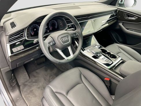 Used 2025 Audi Q8 Premium Plus w/ Premium Plus Package image 9