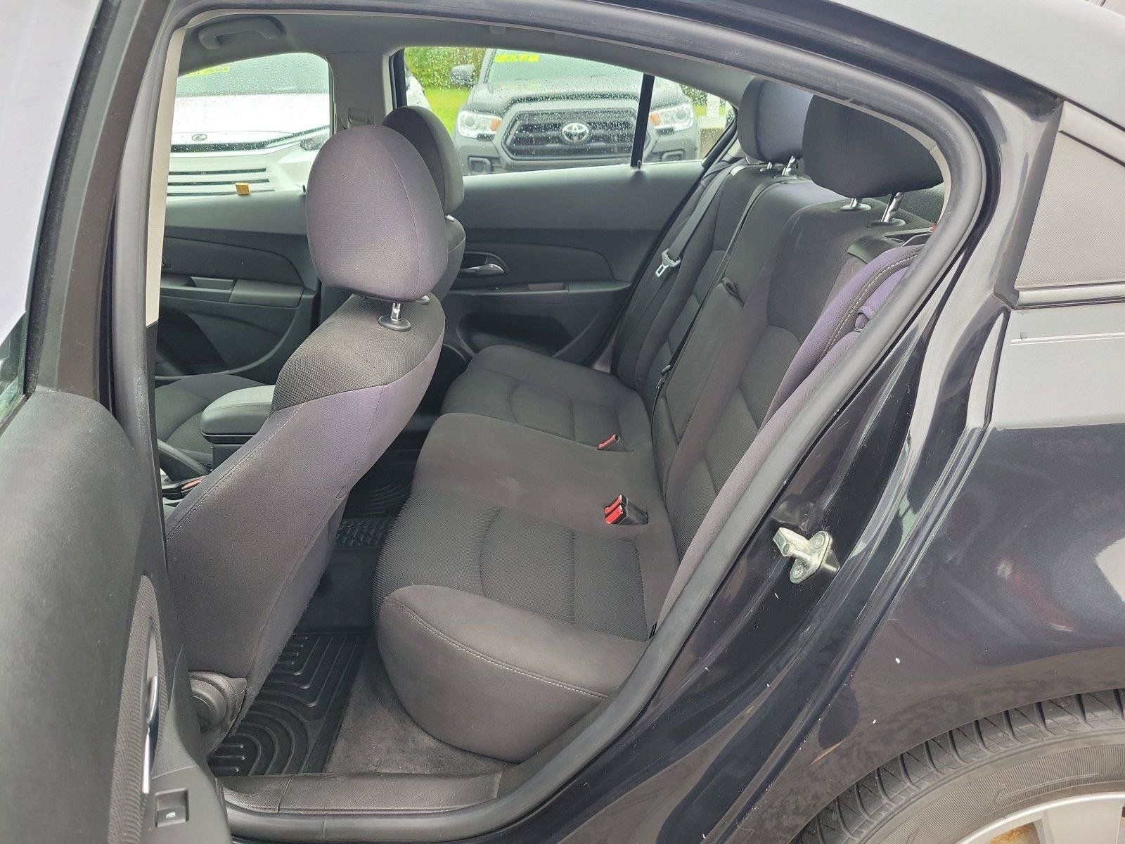 Used 2014 Chevrolet Cruze LT FWD image 10