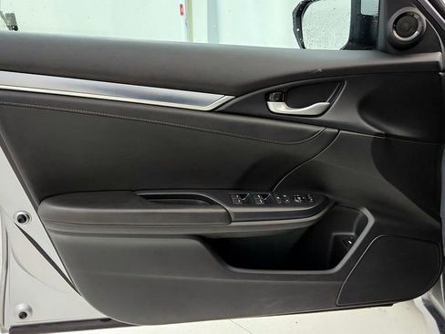 Used 2016 Honda Civic EX-L image 22