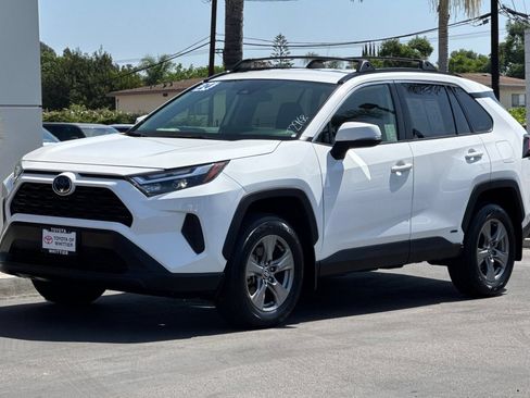 Certified 2024 Toyota RAV4 LE AWD/4WD image 10