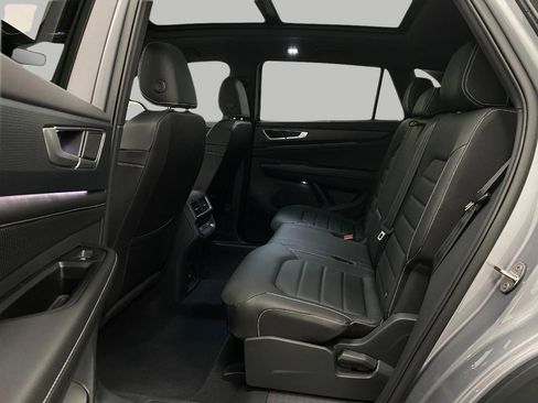 New 2026 Volkswagen Atlas Cross Sport SEL R-Line AWD/4WD image 30