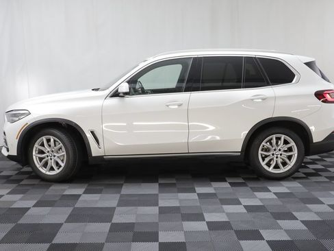 Used 2023 BMW X5 xDrive40i w/ Parking Assistance Package AWD/4WD image 4