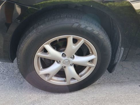 Used 2010 Nissan Rogue SL FWD image 4