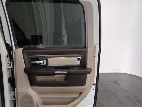 Used 2017 RAM 1500 Laramie w/ Convenience Group image 37