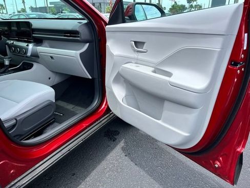 New 2026 Hyundai Kona SE FWD image 21