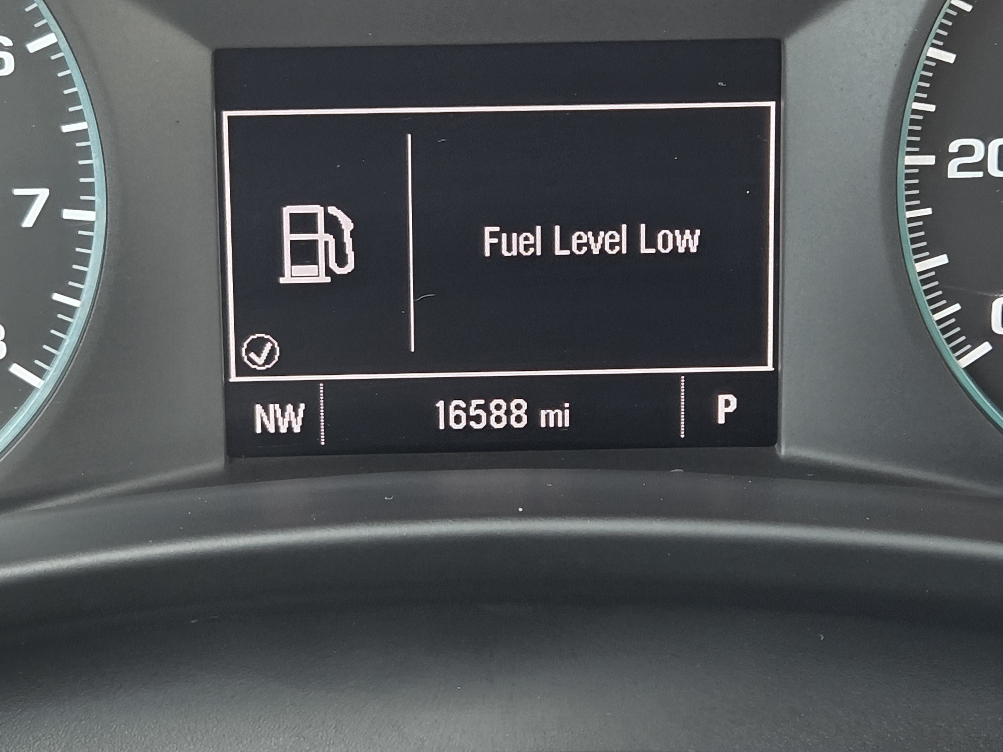Used 2024 Chevrolet Equinox LS w/ Driver Confidence II Package FWD image 22
