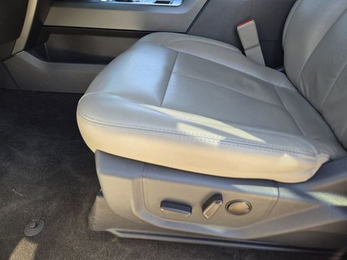 Used 2020 Ford Expedition XLT w/ Equipment Group 201A image 22