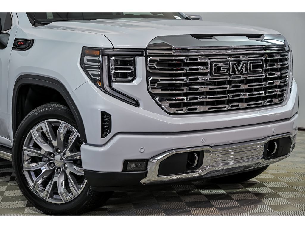 New 2026 GMC Sierra 1500 Denali w/ Denali Reserve Package AWD/4WD image 2