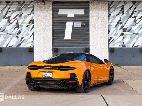 Used 2023 McLaren GT image 15