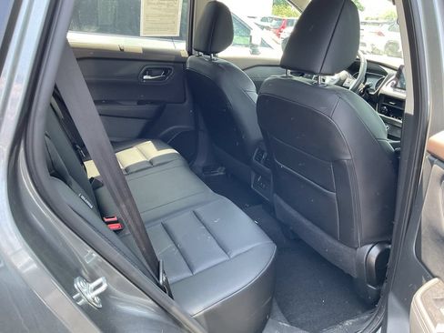 Used 2023 Nissan Rogue SV w/ SV Premium B Package AWD/4WD image 11