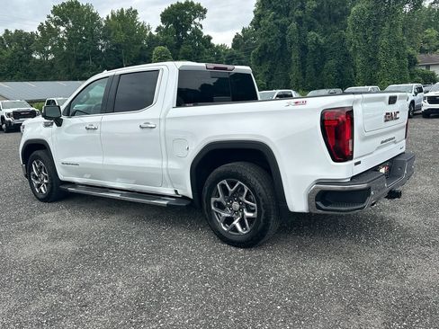 Used 2023 GMC Sierra 1500 SLT w/ SLT Premium Plus Package AWD/4WD image 8