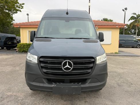 Used 2019 Mercedes-Benz Sprinter 144 image 10