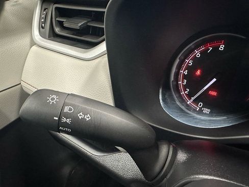 Used 2025 Toyota RAV4 XLE w/ Convenience Package image 21