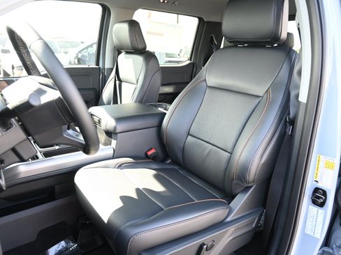 New 2026 Ford F250 Lariat w/ Black Appearance Package AWD/4WD image 68
