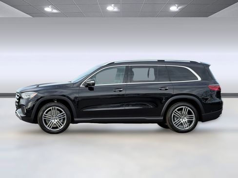 New 2026 Mercedes-Benz GLS 450 4MATIC image 2