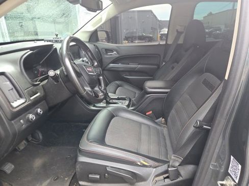 Used 2015 GMC Canyon SLE w/ All-Terrain Package AWD/4WD image 14