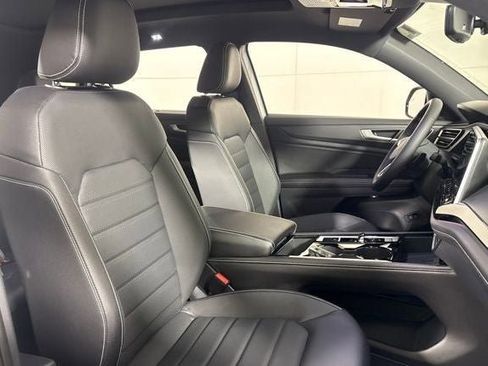 New 2026 Volkswagen Atlas Cross Sport SEL R-Line AWD/4WD image 12