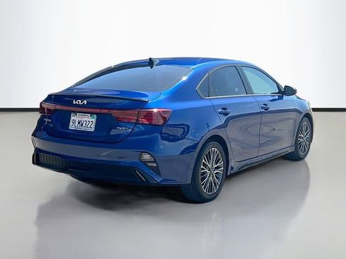 Certified 2024 Kia Forte GT-Line FWD image 7