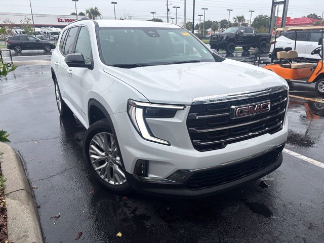 Used 2026 GMC Acadia Elevation w/ Elevation Premium Package FWD image 3