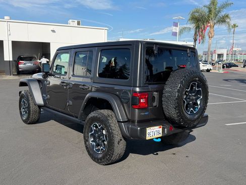 Used 2022 Jeep Wrangler Unlimited Rubicon 4xe AWD/4WD image 9