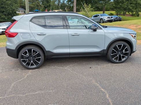 New 2026 Volvo XC40 B5 Ultra AWD/4WD image 7